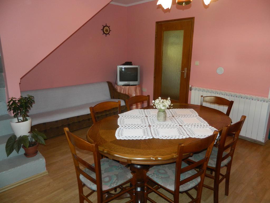 Vacation Home Kuca Za Odmor Krasno Polje Oda fotoğraf